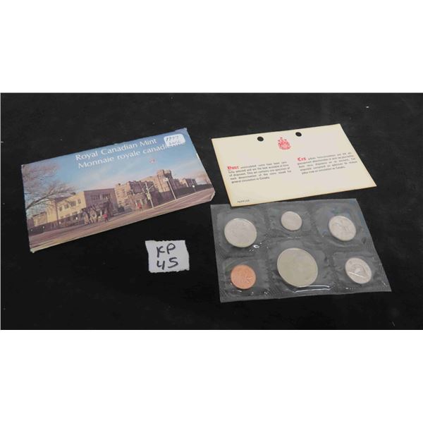 1977 Mint Coin Set