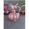 Image 4 : Cranberry Glass A