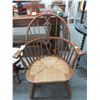 Image 1 : Rush Seat Spindleback Vintage Rocker