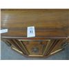 Image 2 : Curved 3 Panel Hall Cabinet