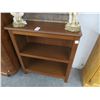 Image 1 : Small Cherry Bookcase Table