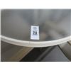 Image 2 : Oval Glasstop Patio Dining Table w/4 Armchairs