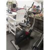 Image 2 : Proform 920S Stationary Bike w/Digital R/O