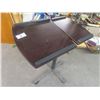Image 1 : Cherry Rolling Desk