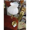 Image 1 : Antique Brass Lamp
