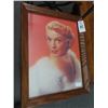 Image 1 : Vintage Framed Portrait of Woman - 12 X 18