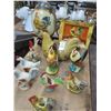 Image 1 : Asst. Rooster Décor, Napkin Holder
