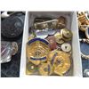 Image 2 : Tray of Asst. Pins, Earrings, Fashion Jewelry