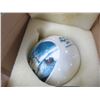 Image 2 : Precious Moments Figurines, Kinkade Ornament