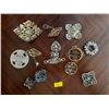 Image 2 : Assortment Of Exquisite Costume Brooches