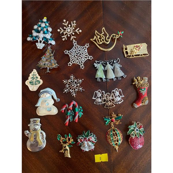Assortment Of Exquisite Costume Brooches