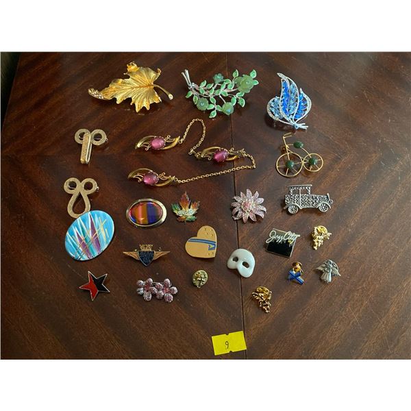 Assortment Of Exquisite Costume Brooches