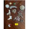 Image 1 : Assortment Of Exquisite Costume Brooches