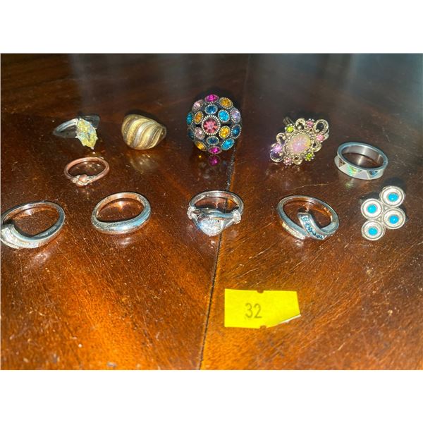 Assortment Of Exquisite Costume Rings