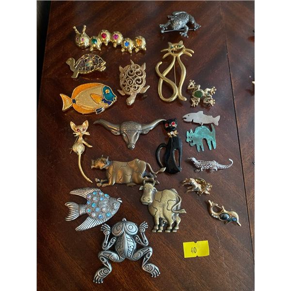 Assortment Of Exquisite Costume Brooches