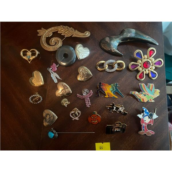 Assortment Of Exquisite Costume Brooches And Pins