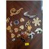 Image 2 : Assortment Of Exquisite Costume Brooches And Pins