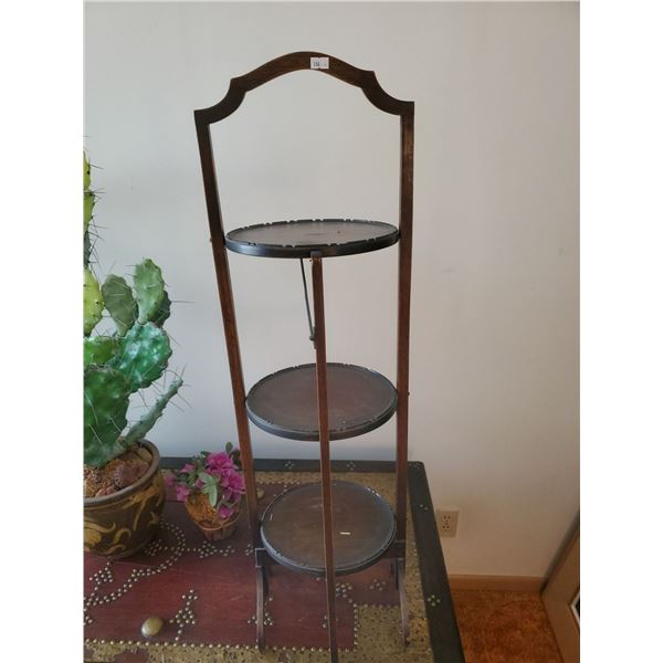 Antique Oak Georgian Curio Display Table