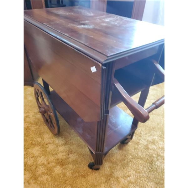 Mahogany Tea Cart 37 x 25 Open 25 x 16 x 18T Closed