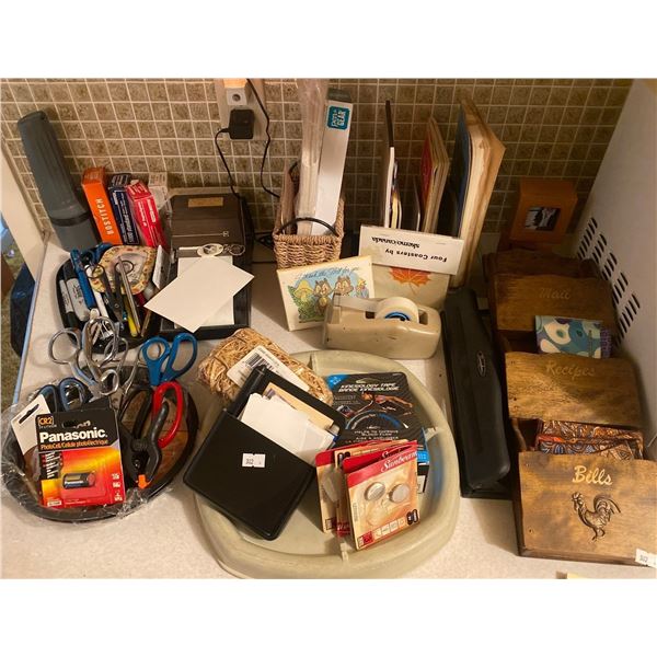 Stationary & Kitchen Items