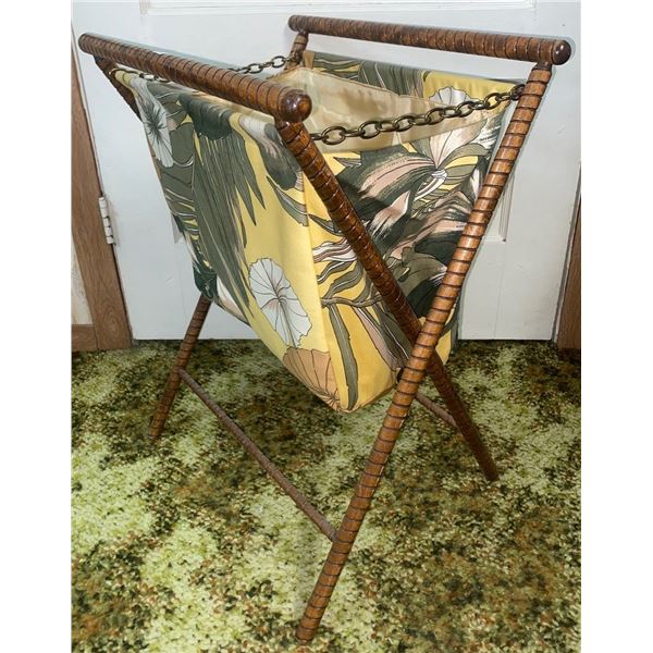 Vintage Folding Yarn Caddy Hawaiian Print 27X17
