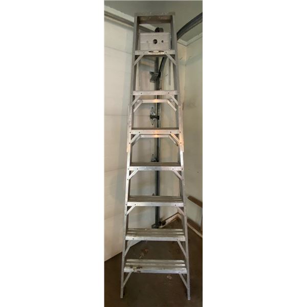 8 Ft. Aluminum Ladder