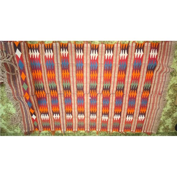 53x92 Beautiful Tasseled Rug