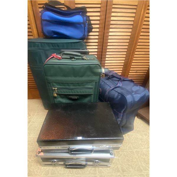 Assorted Luggage Collection 6 Pieces