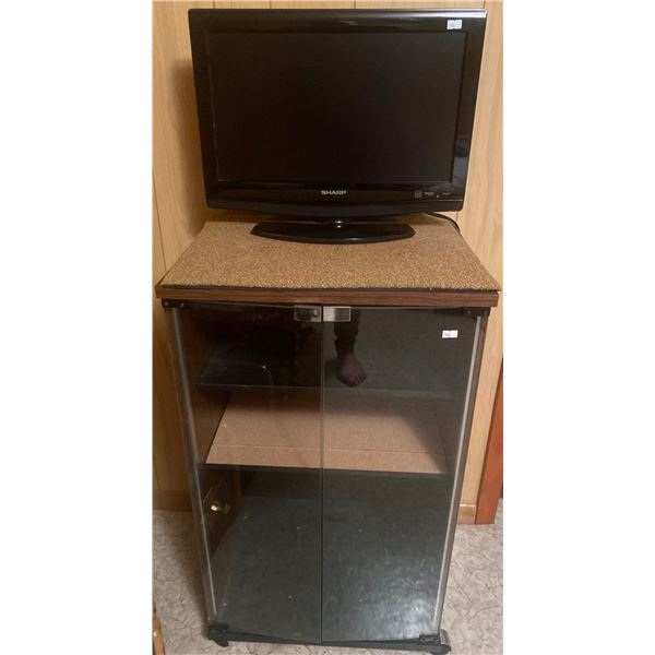 18" Sharp Flat Screen Television w/ Entertainment Stand on Wheels