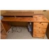 Image 5 : Wood Desk 64x24x29 w/ Adjustable Office Chair