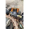 Image 2 : PALLET LOT INCLUDING LARGE SPROCKET AND HYDRAULIC ITEMS