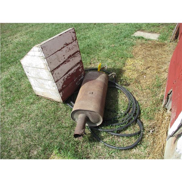 Muffler, Hose, Wooden Storage Box