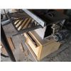 Image 7 : Rockwell/Beaver Table Saw With Wooden Stand