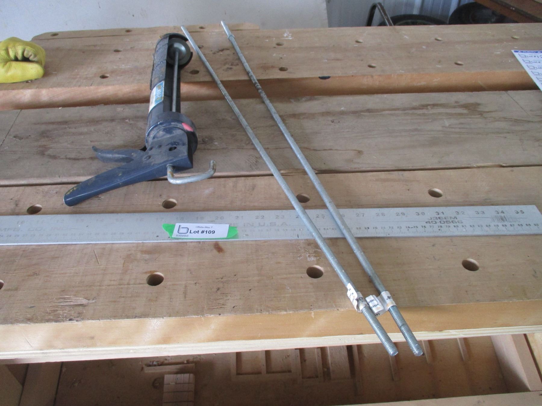 Threaded Rod Installation Gun Threaded Rod, Caulking Gun