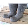 Image 2 : Pair of CSA Safety Rubber Boots - Size 10