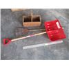 Image 1 : Snow Scoop, Broom, Wooden Carrying Case