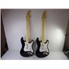 Image 2 : (2) Fender Stratocaster Guitar Hero for PS3