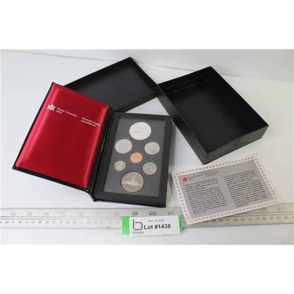 Uncirculated1986 Royal Canadian Mint Coins Set in Case