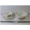 Image 1 : Pyrex Gravy Boat w/Plate - Small Pyrex Mixing Bowl