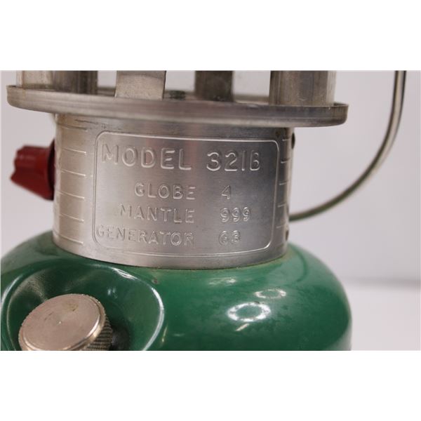 Used Coleman Easi-Lite/Sport-Lite Lantern w/Original Box - Model