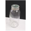 Image 5 : Crown Imperial 1/2 Gallon Sealer Jar w/Changing Color Glass Lid & Band