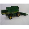 Image 2 : John Deere 9500 Combine-some damage-as is