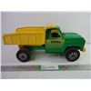 Image 1 : Vintage Green Tonka Dump Truck-shattered windshield and window-as is