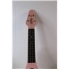 Image 3 : Pink Child's Guitar With Case - Mahalo