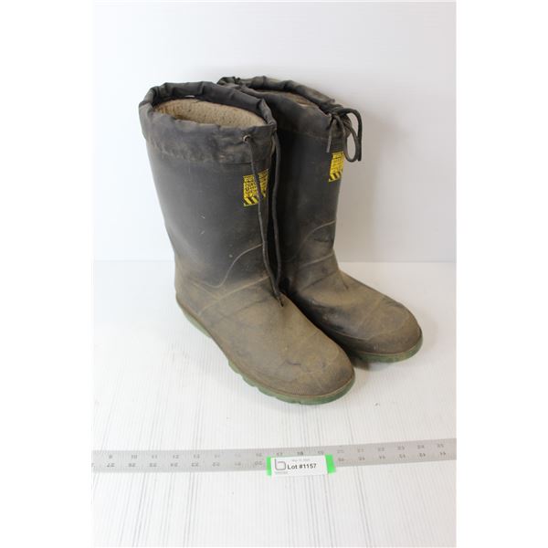 Steel Toed Rubber Boots - Size 9?