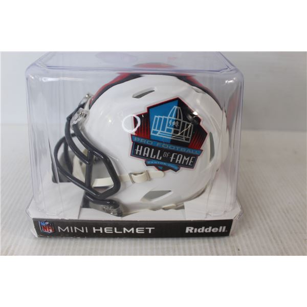 NFL Mini Helmet - Hall of Fame - Bruce Matthews - New In Box