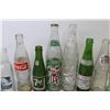 Image 4 : (9) Vintage Soda Bottles - Coca-Cola - Canada Dry - Manzana - 7up