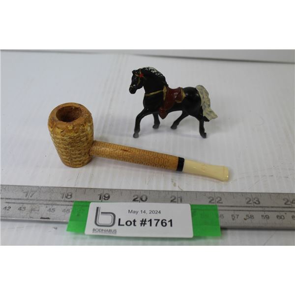 Vintage Corn Cob Pipe - Cast Iron Horse