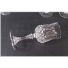 Image 4 : (12) Diamond Point Stemmed Crystal D'Arques Wine Glasses