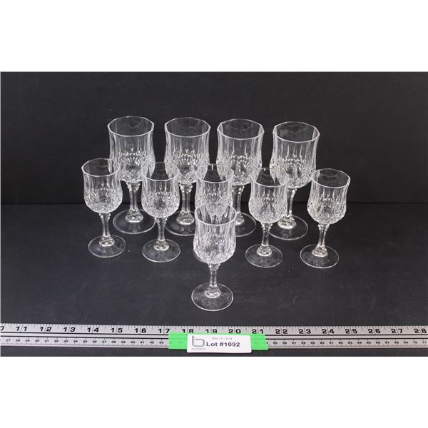 (10) Diamond Point Stemmed Crystal D'Arques 4 - Sherry & 6 - Aperitif's